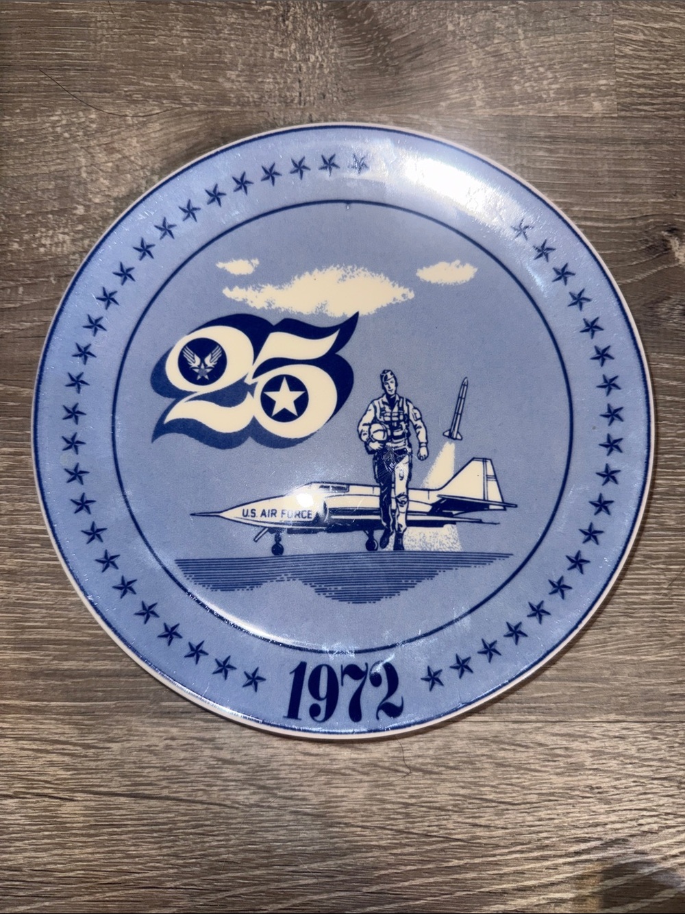Vintage USAF 1972 Plate
